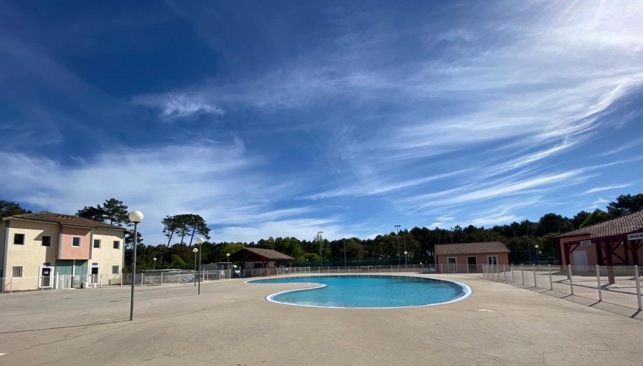 Soustons Plage Maison Terrasse 2 Pers Et 1 Enfant Les Villas Du Lac Tennis Mini Golf Exterior photo
